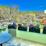 Cheerful 2-bedroom In Golem