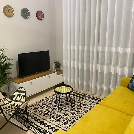 Cheerful 2-bedroom In *