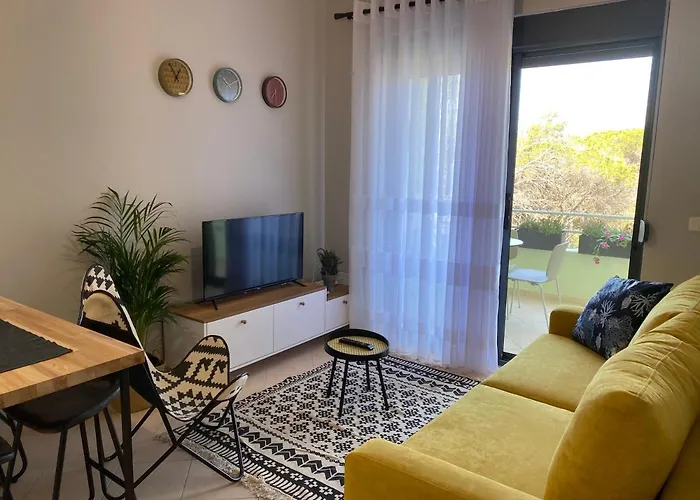 Cheerful 2-bedroom In