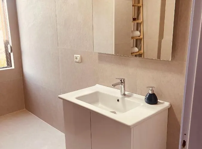 Cheerful 2-bedroom In Appartement